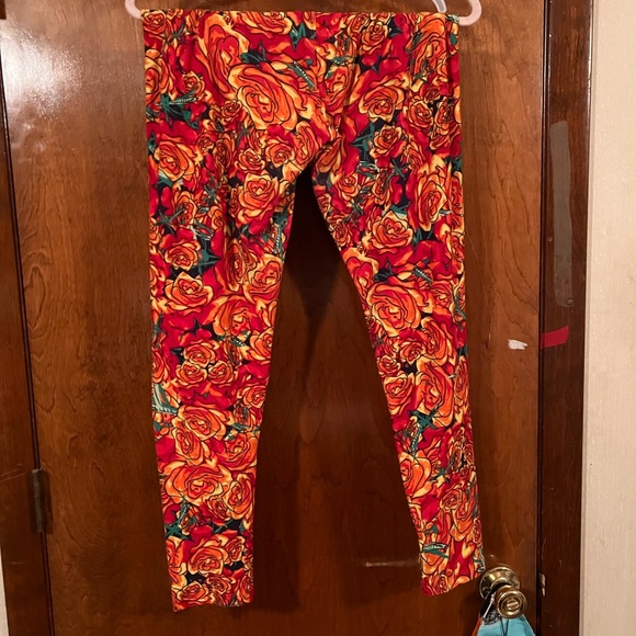 Lula Roe Floral TC Leggings - Excellent Used Condition - Picture 2 of 3